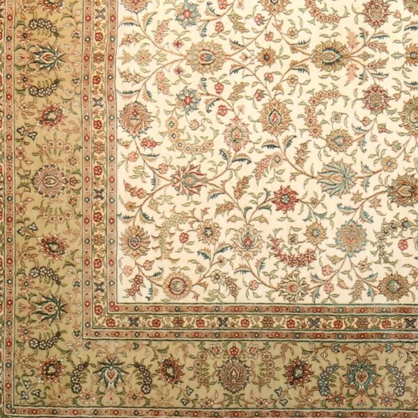 Hereke Oriental Rug 190 × 283 cm, Silk, hand-knotted, very fine — view 4 Hereke Oriental Rug 190 × 283 cm, Silk, hand-knotted, very fine — view 4