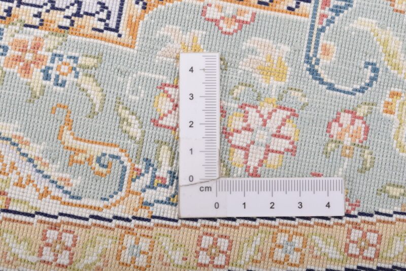 Hereke Oriental Rug 248 × 248 cm, Silk, hand-knotted — view 7