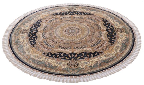 Hereke Oriental Rug 248 × 248 cm, Silk, hand-knotted — view 2