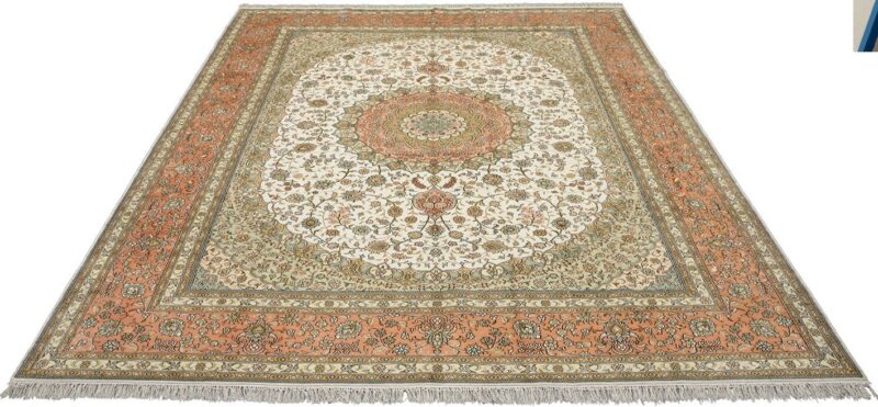 Hereke Oriental Rug 275 × 360 cm, Silk, hand-knotted — view 2