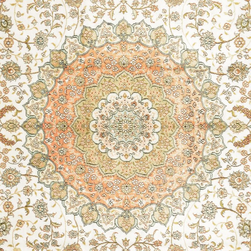 Hereke Oriental Rug 275 × 360 cm, Silk, hand-knotted — view 4