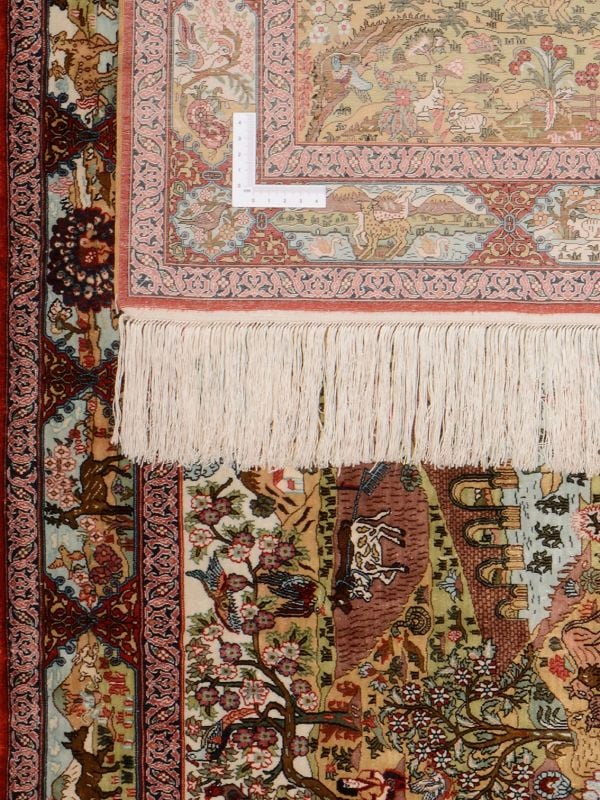 Hereke Oriental Rug 60 × 94 cm, Silk, hand-knotted — view 3