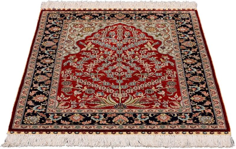 Hereke Oriental Rug 62 × 91 cm, Silk, hand-knotted, very fine — view 2
