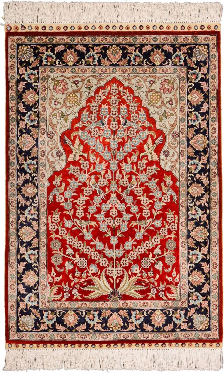 Hereke Oriental Rug 62 × 91 cm, Silk, hand-knotted, very fine