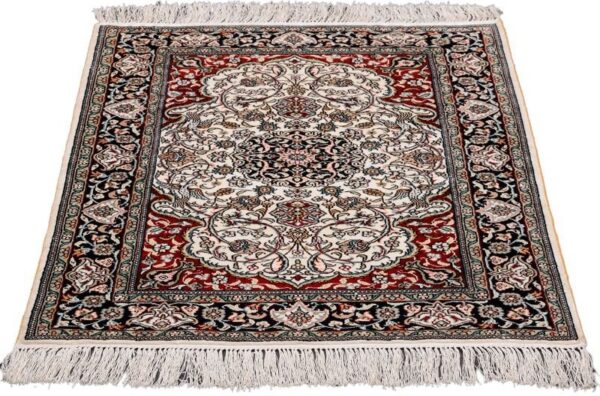 Hereke Oriental Rug 62 × 94 cm, Silk, Red/Orange, hand-knotted — view 2 Hereke Oriental Rug 62 × 94 cm, Silk, Red/Orange, hand-knotted — view 2