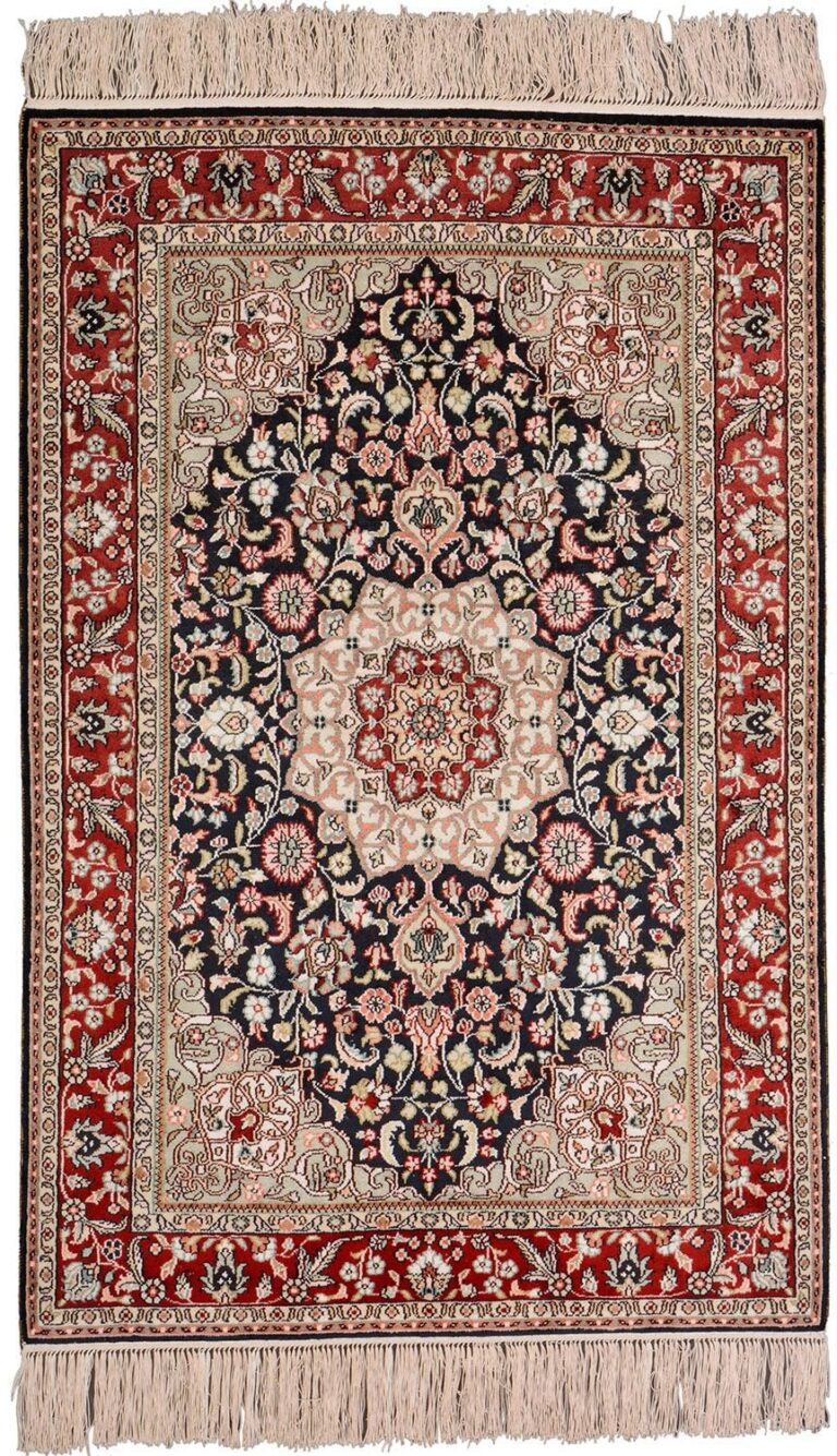 Hereke Oriental Rug 62 × 95 cm, Silk, hand-knotted