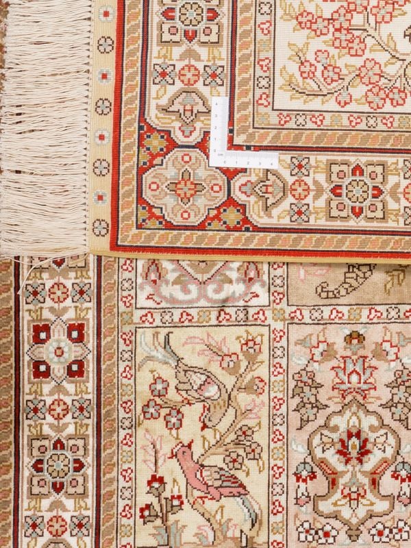 Hereke Oriental Rug 63 × 92 cm, Silk, Red/Orange, hand-knotted — view 3