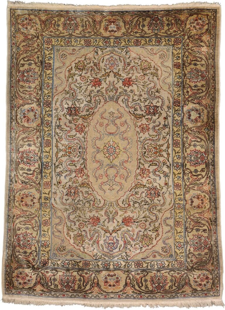Hereke Oriental Rug 76 × 103 cm, Silk, hand-knotted, antique