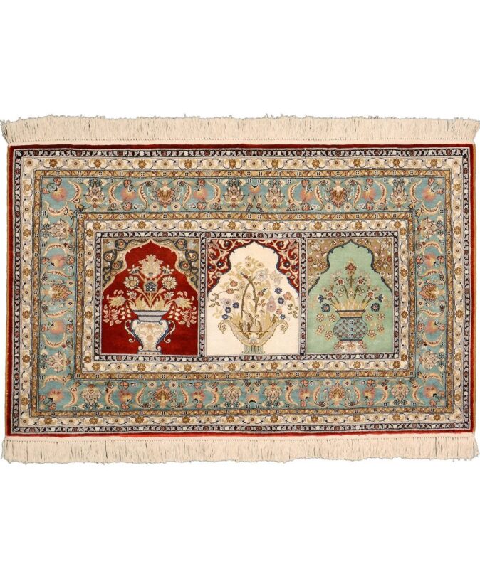 Hereke Oriental Rug 76 × 122 cm, Silk, Multicolor, hand-knotted
