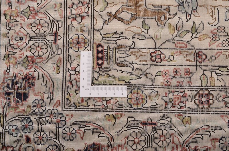 Hereke Oriental Rug 77 × 116 cm, Silk, hand-knotted — view 3