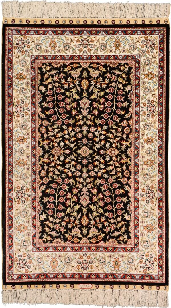 Hereke Oriental Rug 77 × 123 cm, Silk, hand-knotted Hereke Oriental Rug 77 × 123 cm, Silk, hand-knotted