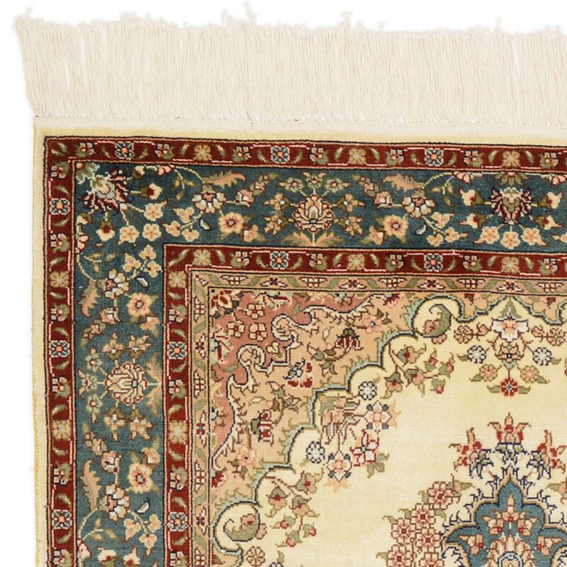 Hereke Oriental Rug 78 × 118 cm, Silk, hand-knotted — view 5