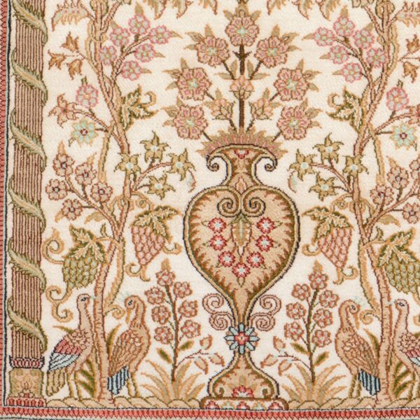 Hereke Oriental Rug 78 × 126 cm, Silk, hand-knotted — view 4