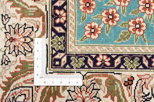 Hereke Oriental Rug 79 × 122 cm, Silk, hand-knotted, exclusive — view 3