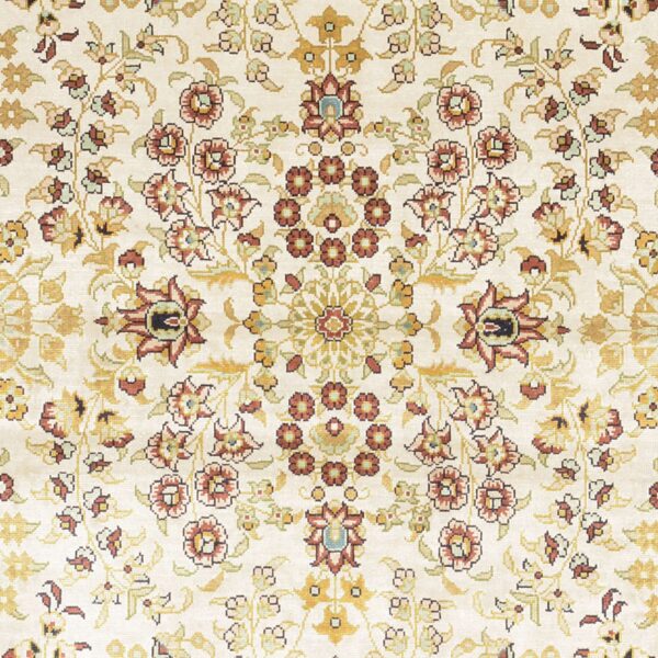 Hereke Oriental Rug 79 × 123 cm, Silk, White/Beige, hand-knotted — view 4