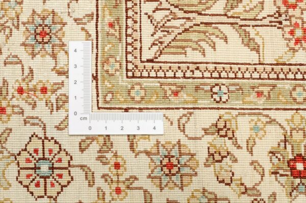 Hereke Oriental Rug 79 × 123 cm, Silk, White/Beige, hand-knotted, exclusive — view 3