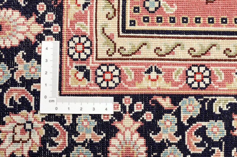 Hereke Oriental Rug 79 × 123 cm, Silk, Red/Orange, hand-knotted, exclusive — view 3