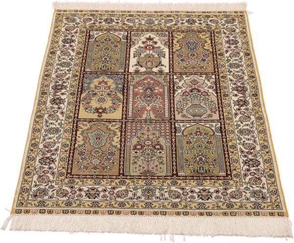 Hereke Oriental Rug 79 × 124 cm, Silk, hand-knotted, very fine — view 2