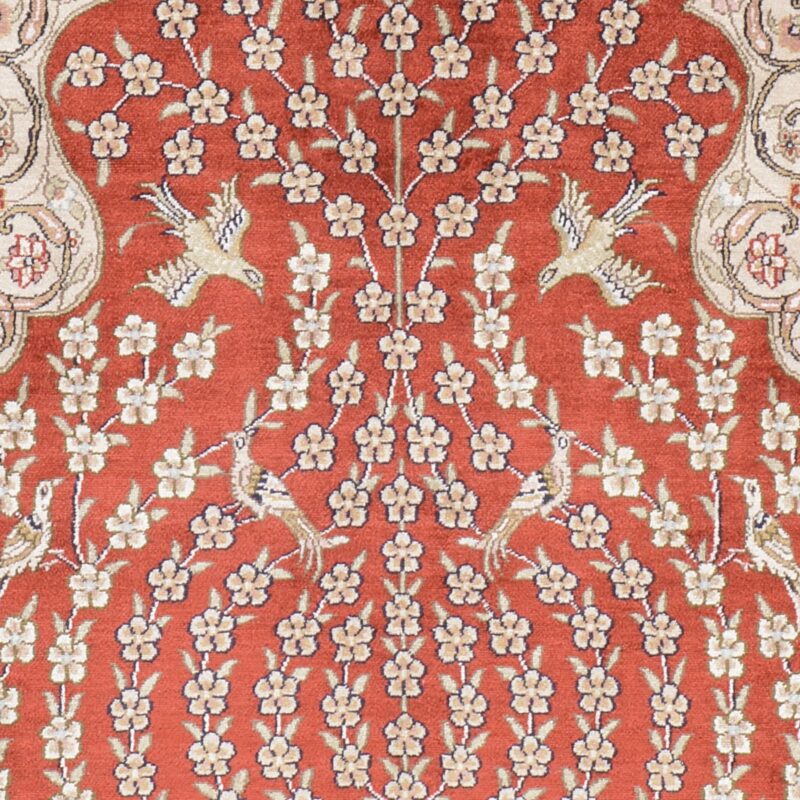 Hereke Oriental Rug 79 × 130 cm, Silk, hand-knotted — view 4 Hereke Oriental Rug 79 × 130 cm, Silk, hand-knotted — view 4