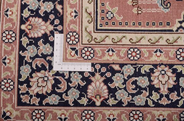 Hereke Oriental Rug 80 × 125 cm, Silk, Multicolor, hand-knotted — view 3
