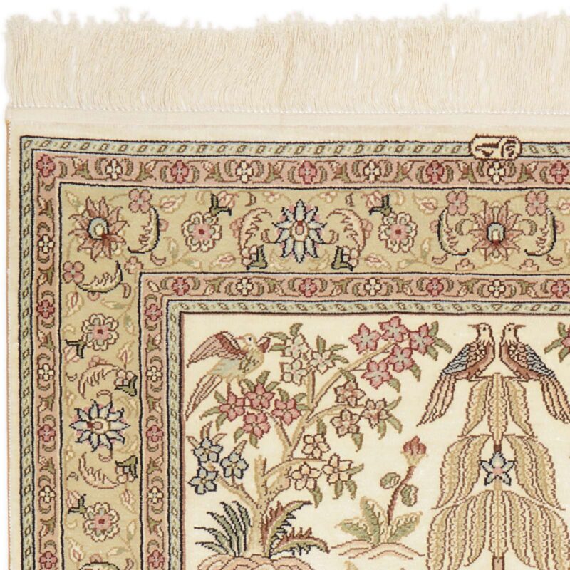 Hereke Oriental Rug 80 × 125 cm, Silk, White/Beige, hand-knotted — view 5