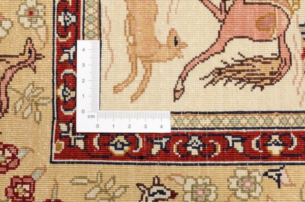 Hereke Oriental Rug 82 × 126 cm, Silk, hand-knotted — view 3