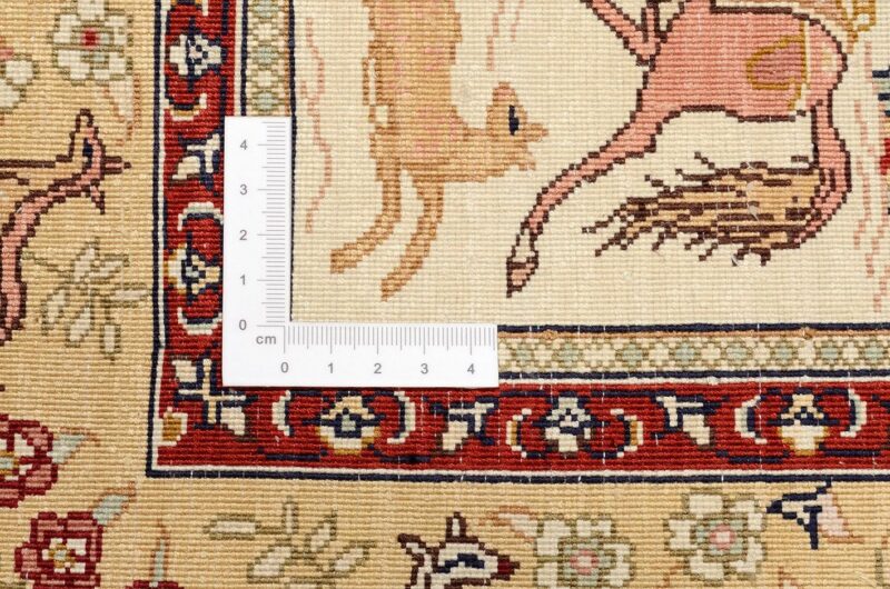 Hereke Oriental Rug 82 × 126 cm, Silk, hand-knotted — view 3