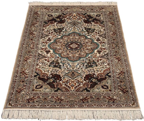 Hereke Oriental Rug 91 × 151 cm, Silk, hand-knotted — view 2 Hereke Oriental Rug 91 × 151 cm, Silk, hand-knotted — view 2