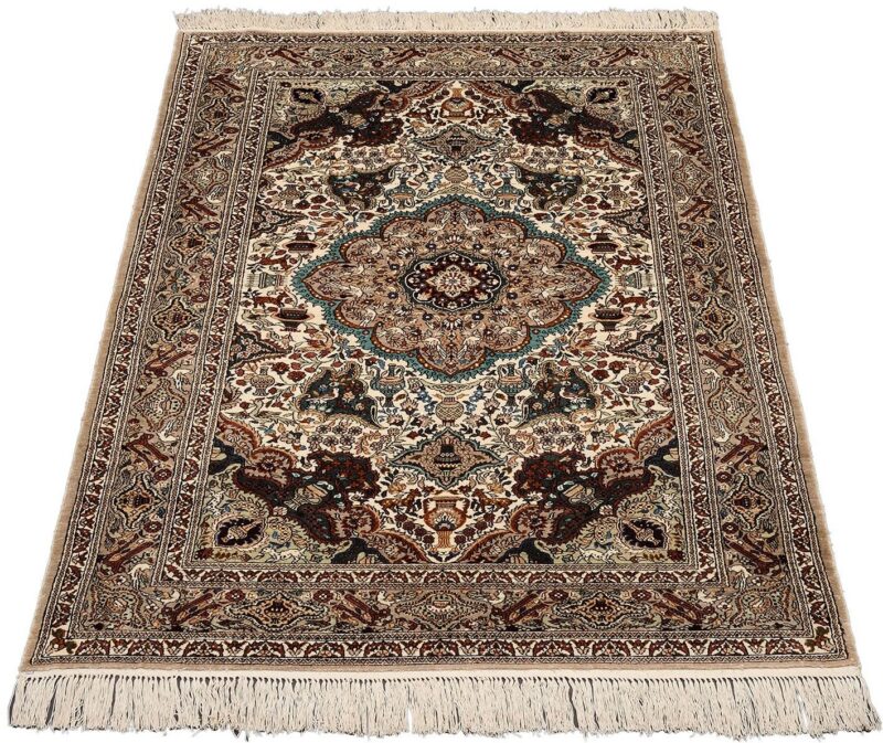 Hereke Oriental Rug 91 × 151 cm, Silk, hand-knotted — view 2 Hereke Oriental Rug 91 × 151 cm, Silk, hand-knotted — view 2