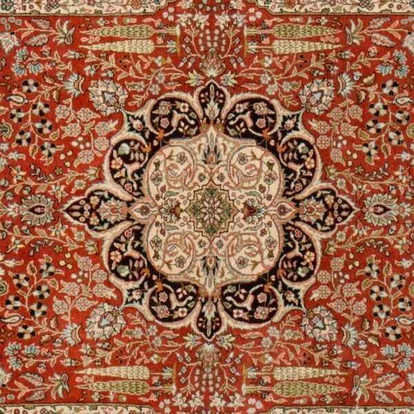 Hereke Oriental Rug 91 × 152 cm, Silk, Red/Orange, hand-knotted — view 4