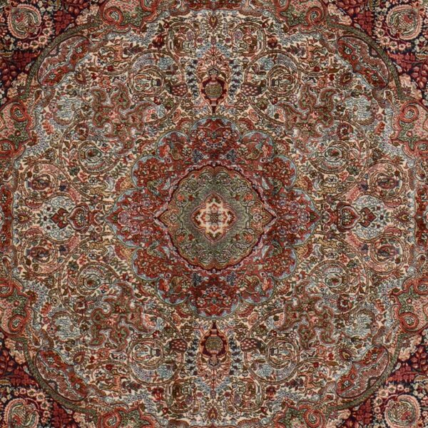 Hereke Oriental Rug 93 × 95 cm, Silk, hand-knotted — view 4 Hereke Oriental Rug 93 × 95 cm, Silk, hand-knotted — view 4