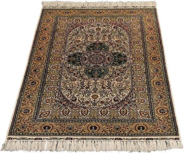Hereke Oriental Rug 95 × 152 cm, Silk, hand-knotted, fine — view 2