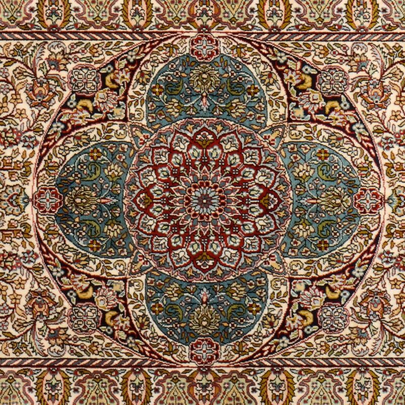 Hereke Oriental Rug 95 × 152 cm, Silk, hand-knotted, fine — view 4