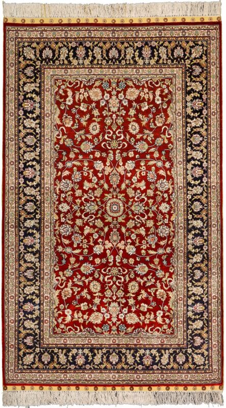 Hereke Oriental Rug 95 × 155 cm, Silk, hand-knotted Hereke Oriental Rug 95 × 155 cm, Silk, hand-knotted