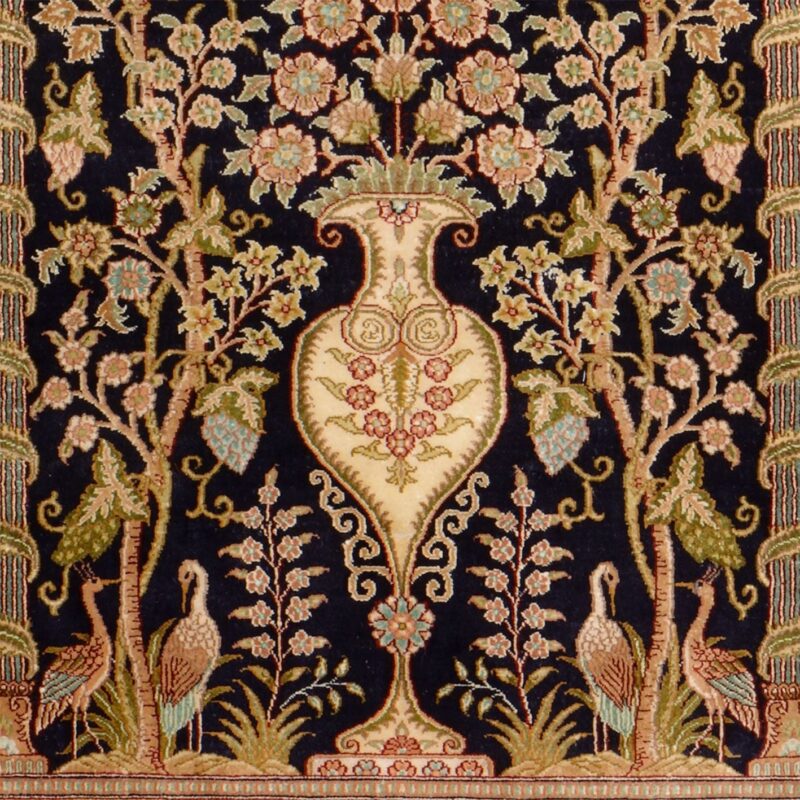 Hereke Oriental Rug 95 × 156 cm, Silk, hand-knotted — view 4