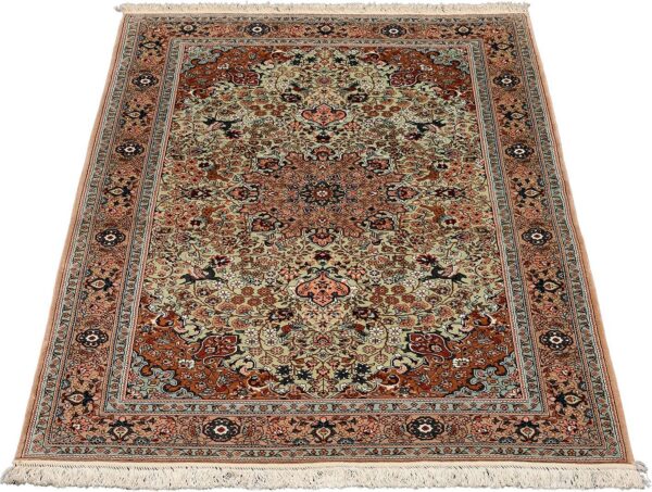 Hereke Oriental Rug 97 × 155 cm, Silk, hand-knotted, antique — view 2 Hereke Oriental Rug 97 × 155 cm, Silk, hand-knotted, antique — view 2