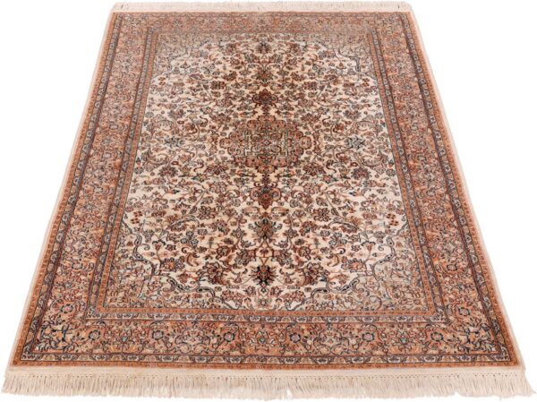 Indian Oriental Rug 124 × 182 cm, Silk, hand-knotted, vintage — view 2