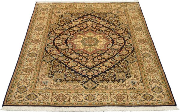 Indian Oriental Rug 128 × 189 cm, Silk, hand-knotted, densely knotted — view 2