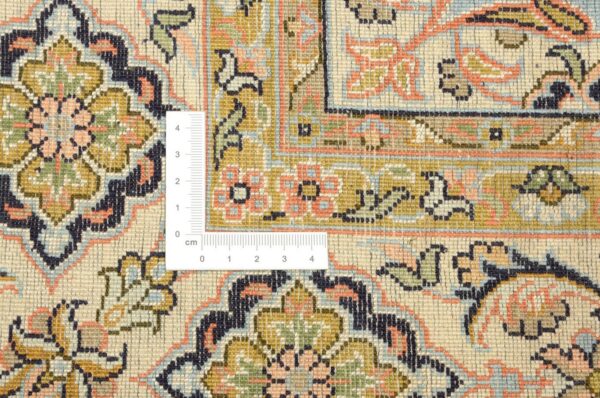 Indian Oriental Rug 128 × 189 cm, Silk, hand-knotted, densely knotted — view 3