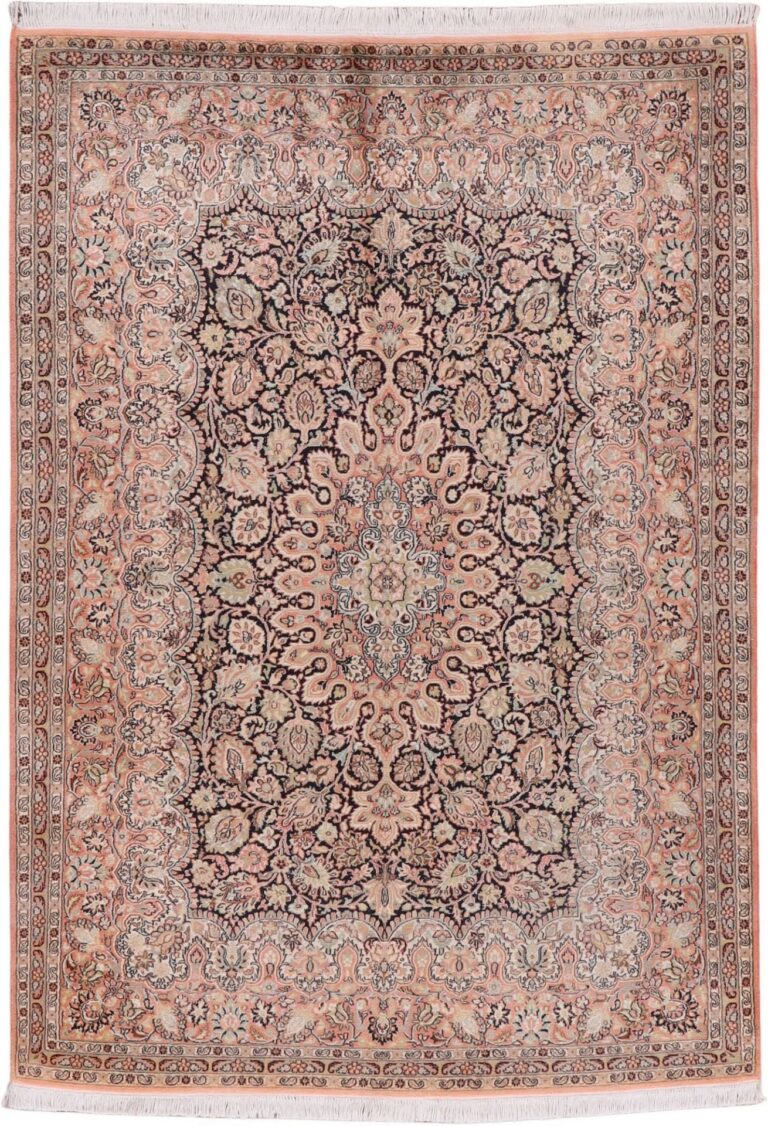 Indian Oriental Rug 159 × 218 cm, Silk, hand-knotted, vintage