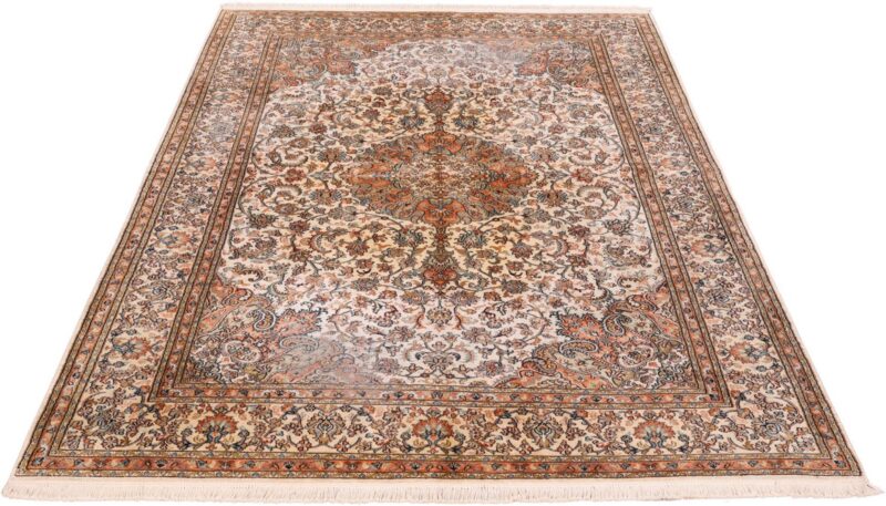 Indian Oriental Rug 170 × 245 cm, Silk, hand-knotted, vintage — view 2