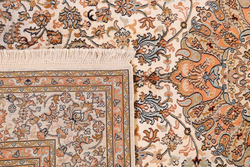 Indian Oriental Rug 170 × 245 cm, Silk, hand-knotted, vintage — view 7