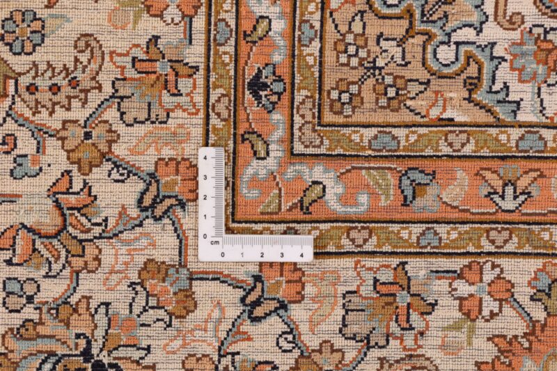 Indian Oriental Rug 170 × 245 cm, Silk, hand-knotted, vintage — view 9
