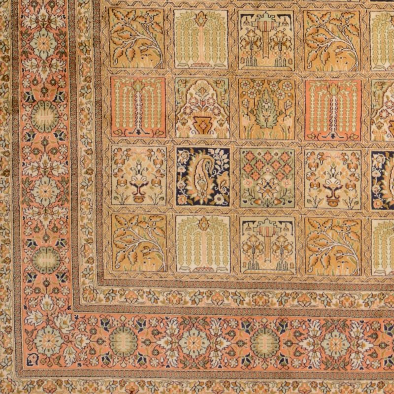Indian Oriental Rug 192 × 276 cm, Silk, hand-knotted — view 4