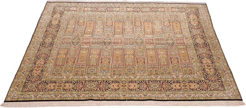 Indian Oriental Rug 201 × 210 cm, Silk, hand-knotted, exclusive — view 3 Indian Oriental Rug 201 × 210 cm, Silk, hand-knotted, exclusive — view 3