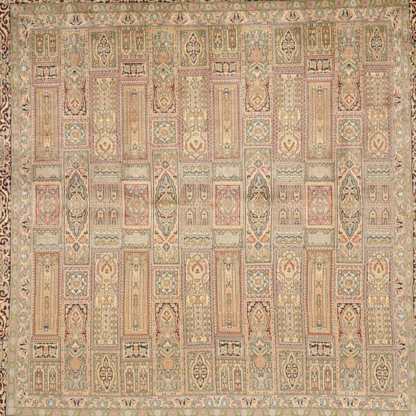 Indian Oriental Rug 201 × 210 cm, Silk, hand-knotted, exclusive — view 6 Indian Oriental Rug 201 × 210 cm, Silk, hand-knotted, exclusive — view 6