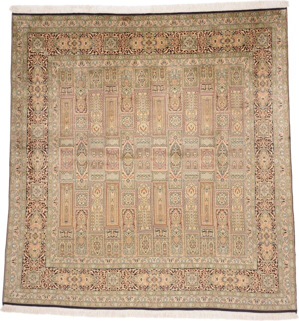 Indian Oriental Rug 201 × 210 cm, Silk, hand-knotted, exclusive Indian Oriental Rug 201 × 210 cm, Silk, hand-knotted, exclusive