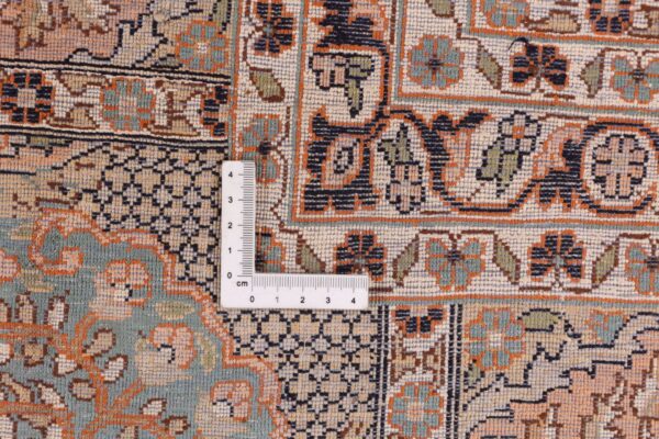 Indian Oriental Rug 243 × 339 cm, Silk, hand-knotted, vintage — view 9