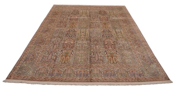 Indian Oriental Rug 273 × 370 cm, Silk, hand-knotted — view 2 Indian Oriental Rug 273 × 370 cm, Silk, hand-knotted — view 2