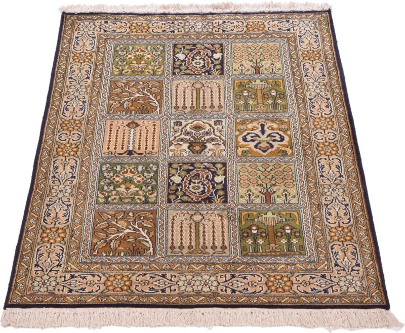 Indian Oriental Rug 78 × 123 cm, Silk, hand-knotted, high quality — view 2 Indian Oriental Rug 78 × 123 cm, Silk, hand-knotted, high quality — view 2